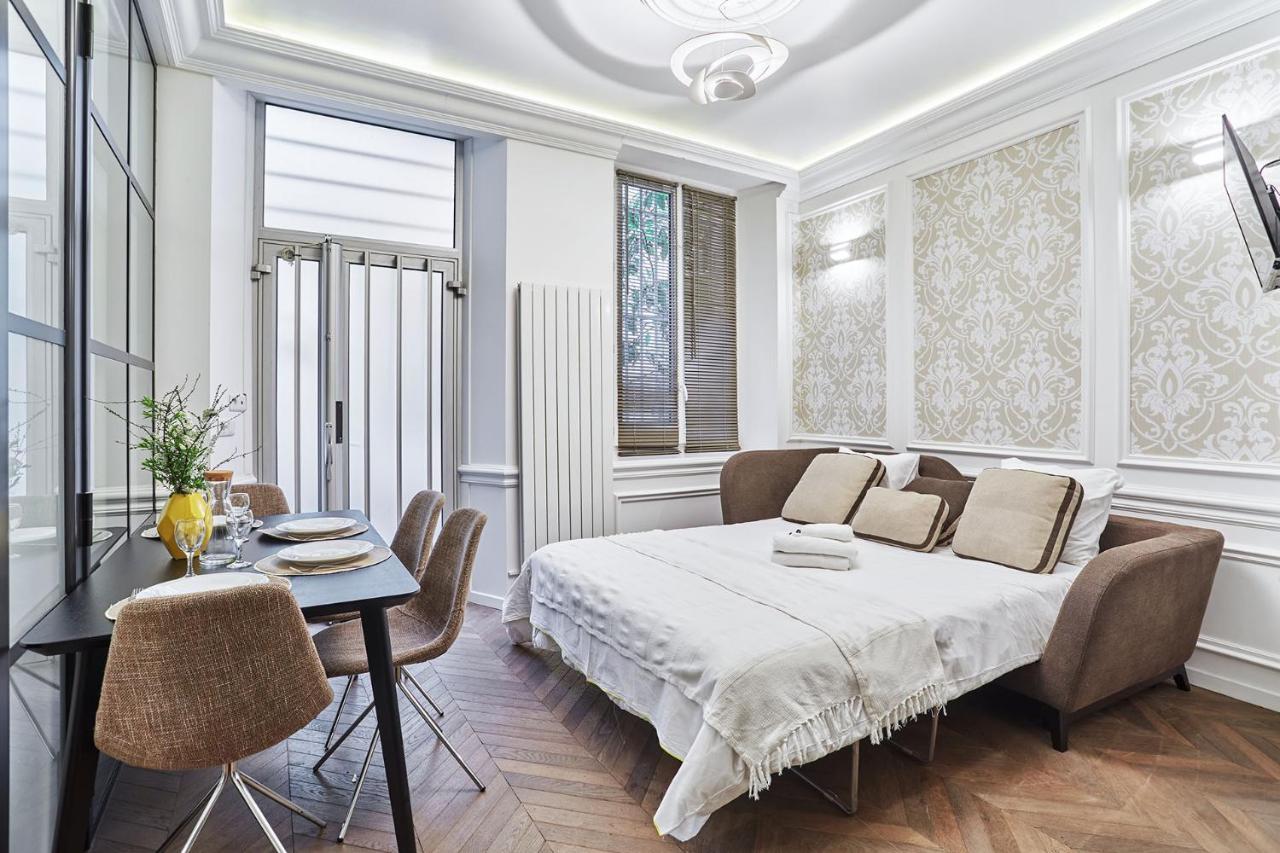Apartment Louvre Museum By Studio Prestige Paris Luaran gambar